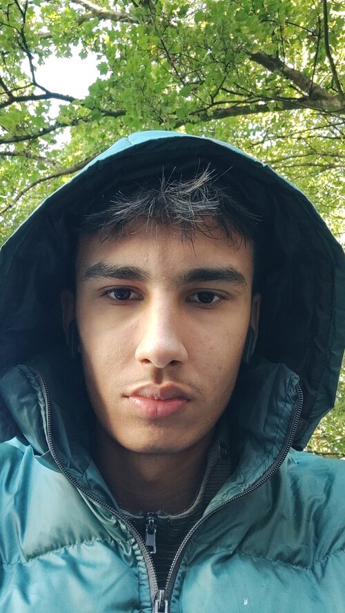 Snapchat-816373083.jpg