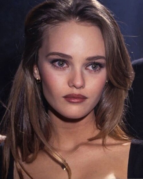 BNGYOjFaY37J8HU4bSVgnfOCz34WUWygJ9MK0mSf4PexKvaHTPVsp5D8EcberBJOAliKo9Zoyrr7MlCxVFre Z1f