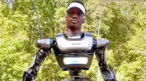 Ambatron inilah robot berbahaya yang meneror pengguna tiktok pbk