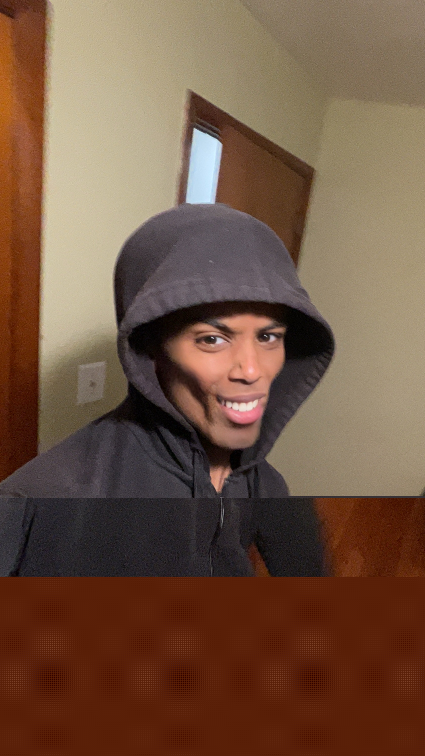 4952F724 2D1B 4103 A358 FF2A0EE38A9D