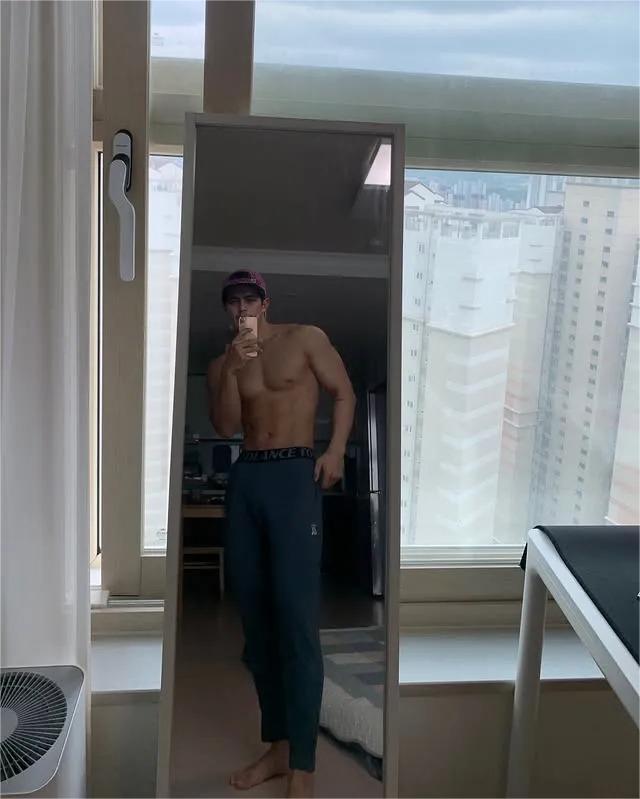 Levis