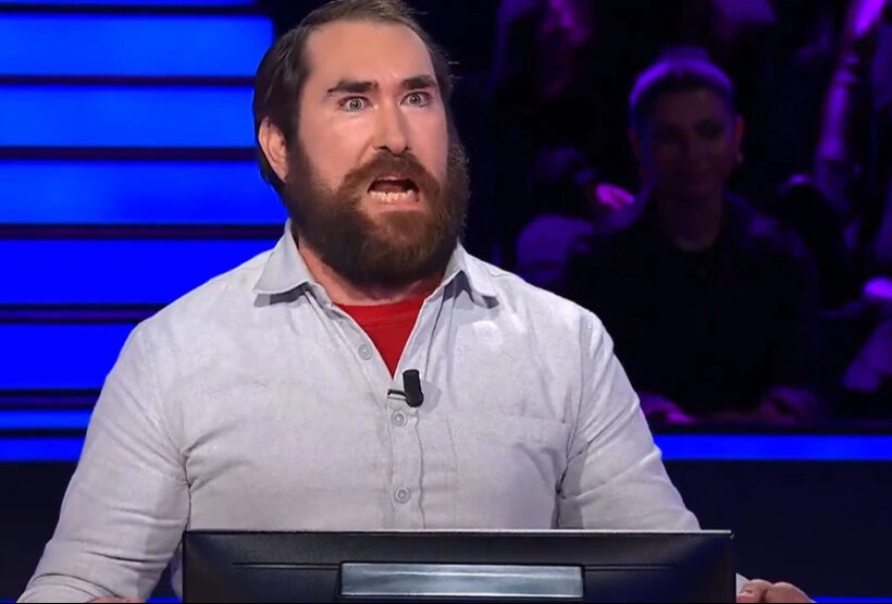 Milyonere katilan bir yarismaci laz ziya taklidi yapti izleyenler kahkahaya boguldu 1733908752