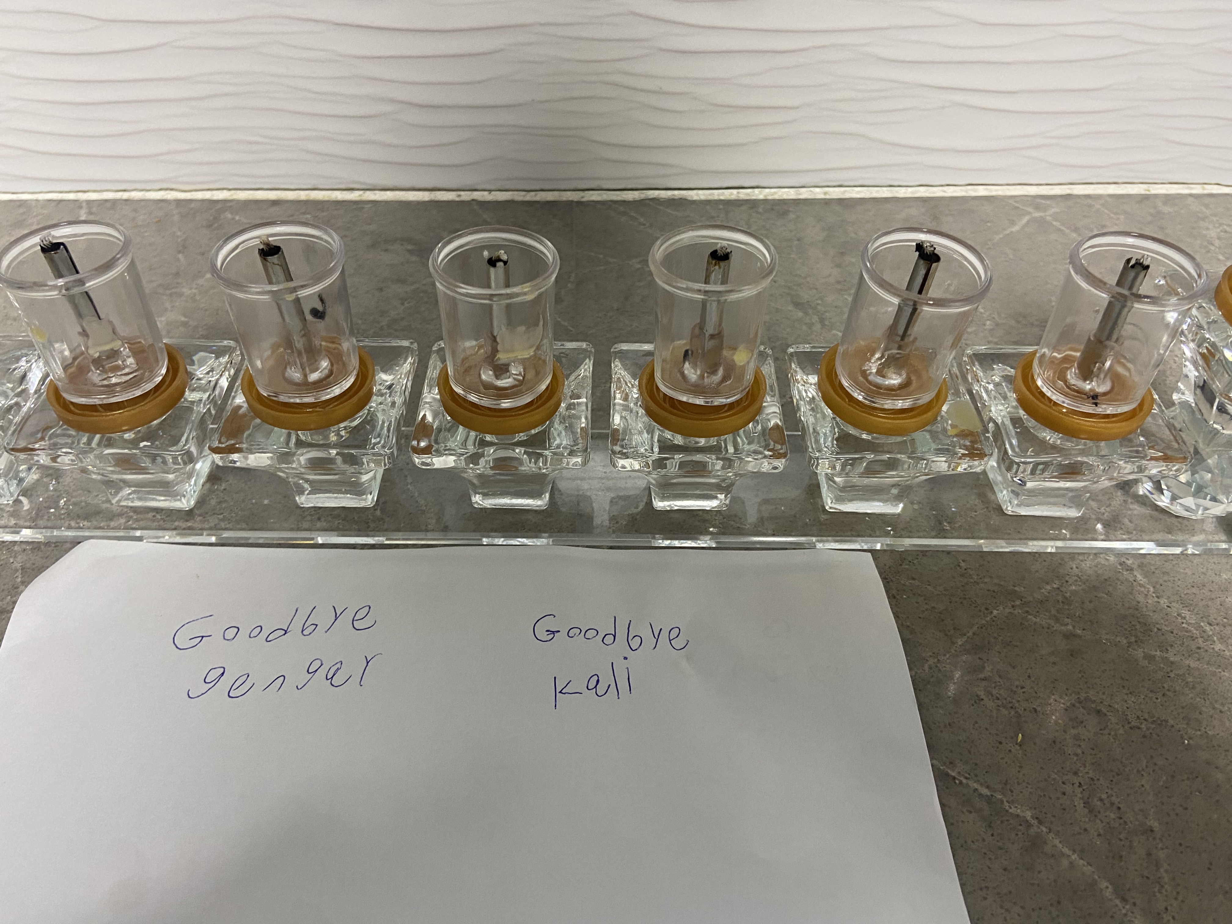 239557FE ADEB 4E71 9194 85391FE95BC4