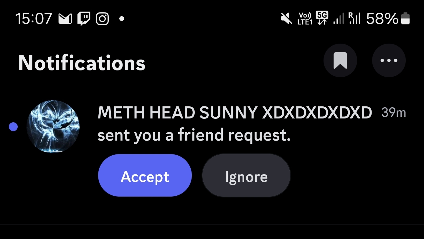 1000047273