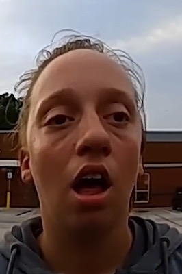 81E1851F F048 4610 8989 5B5B87982B54