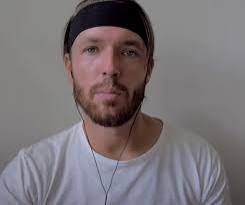 47D20F38 56B2 45A2 A59A BD3B48B27C12