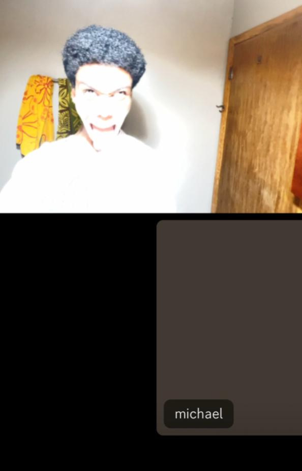 F307DD02 12AF 49F1 B292 F22EEFC9ADE6