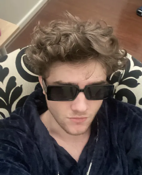 3830232 1702967533220