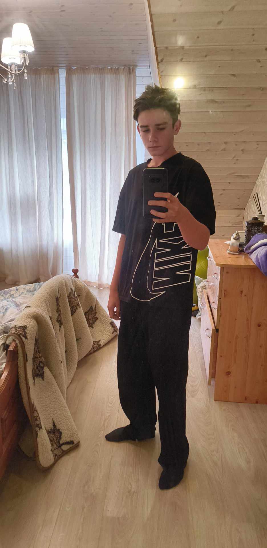 1000008761