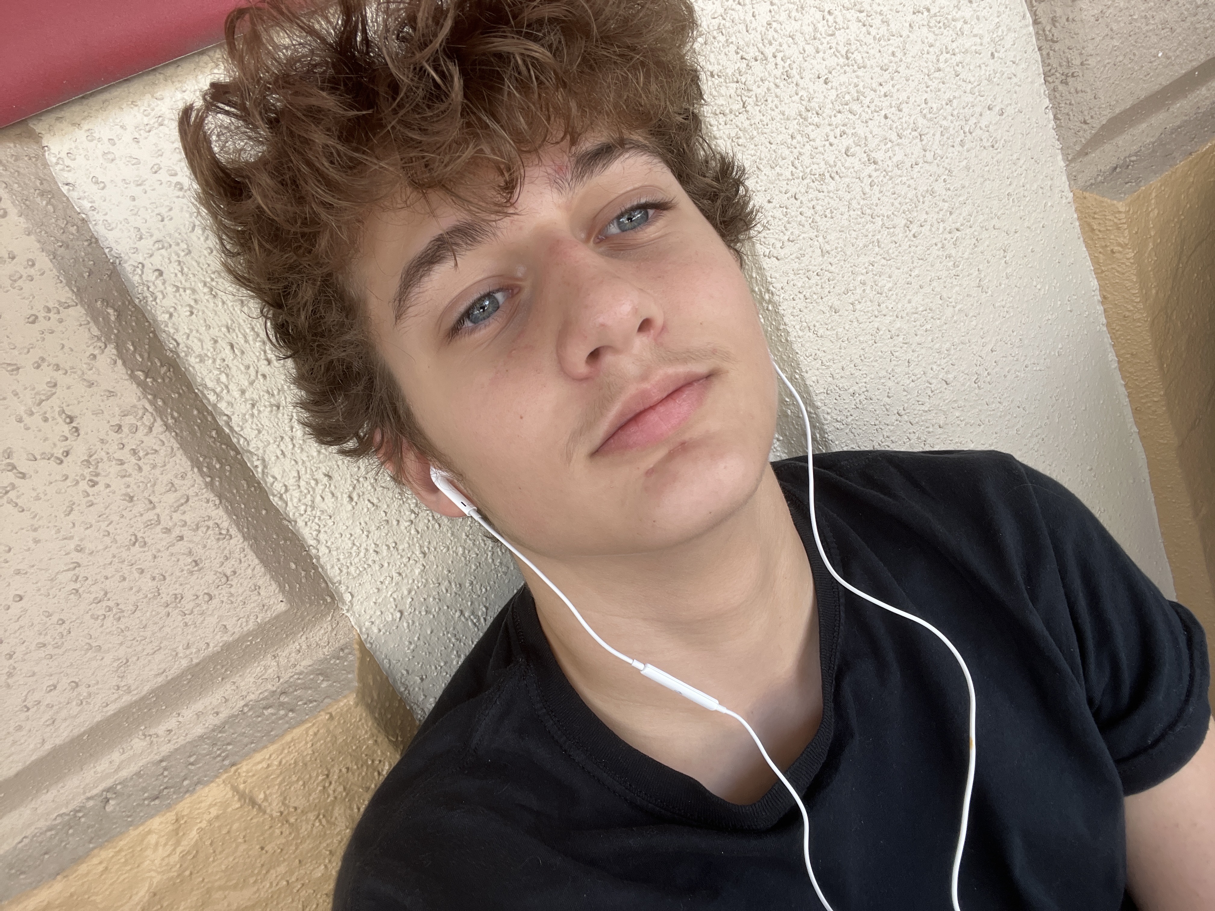 7523B43D 47EB 4879 86D4 696818DD26A1