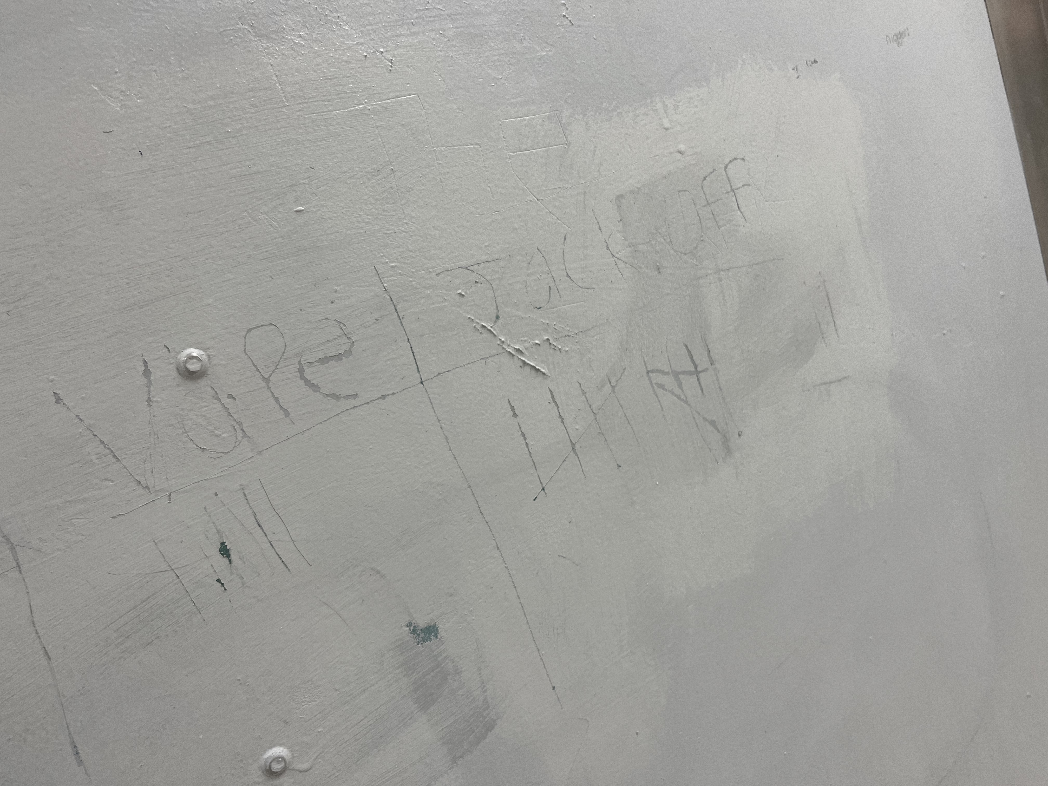 E9150C06 0A56 4304 8242 F7AC8F716F34