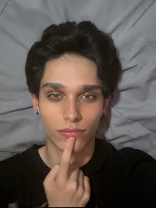 8F75DF31 D5E9 400E B095 FAD0378E9E53