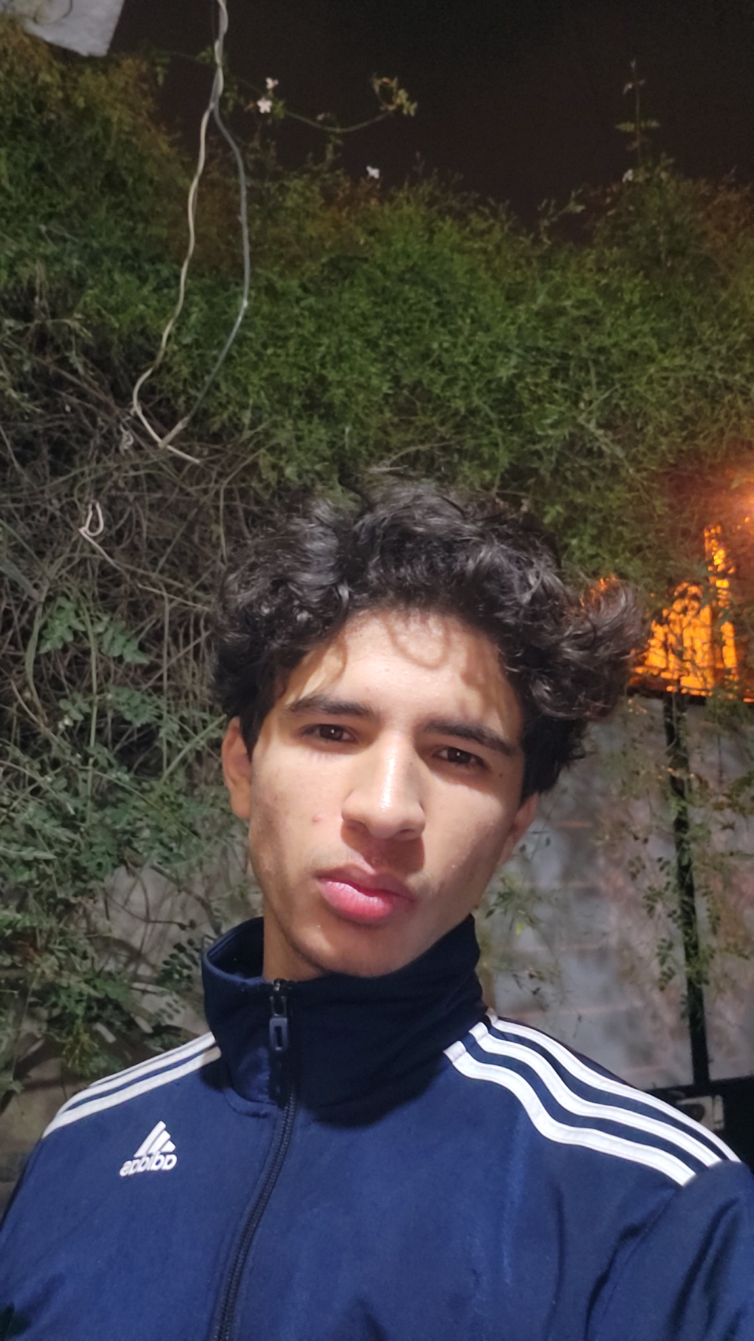 1000023018