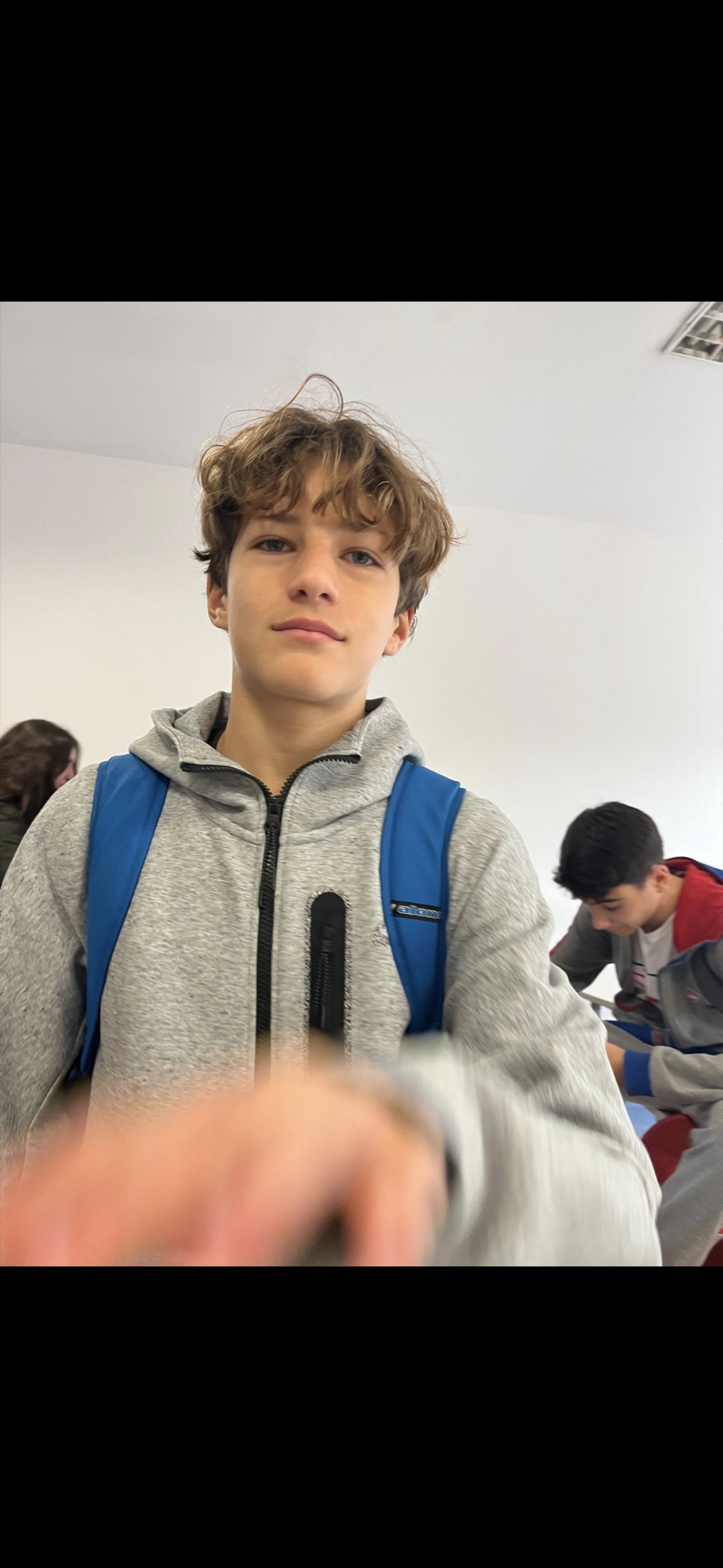 1000072243