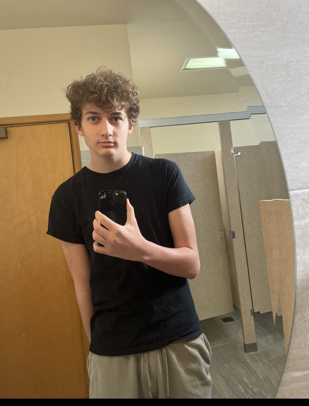 30D2D3EC 9E74 4BA7 B641 ACE6E5DA672A