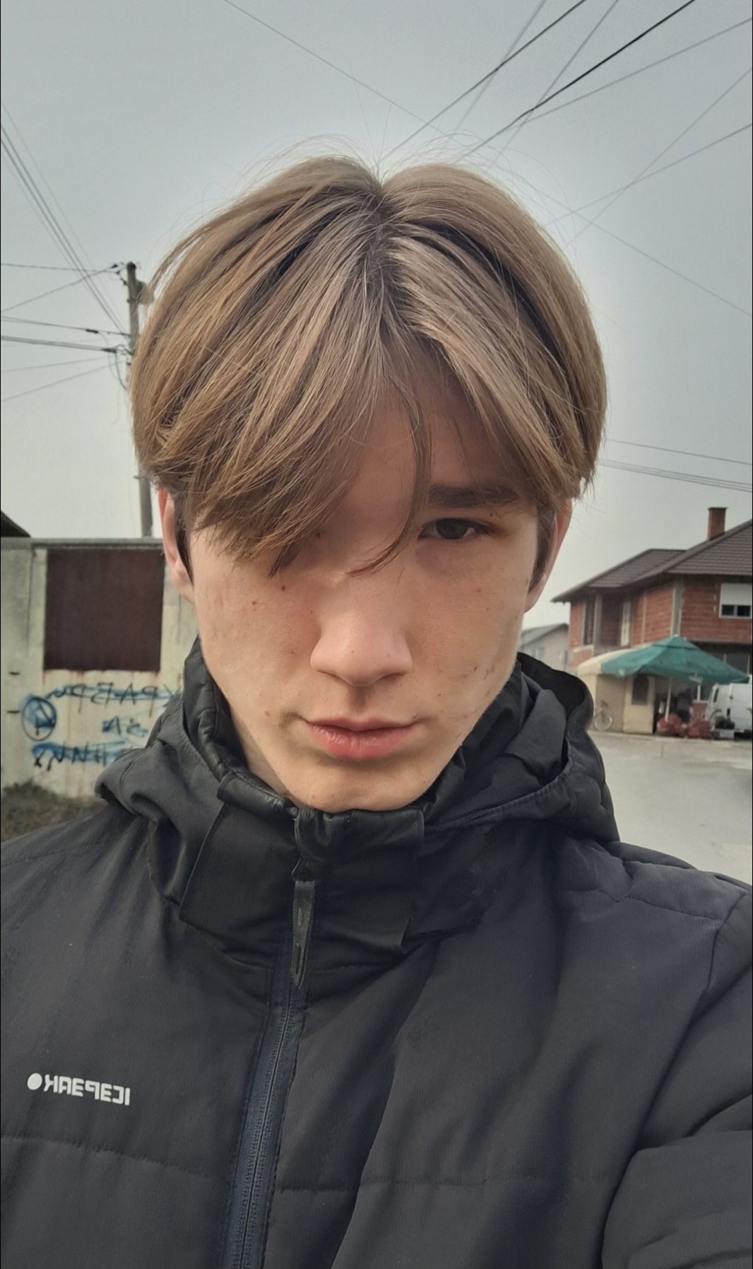 1003383104