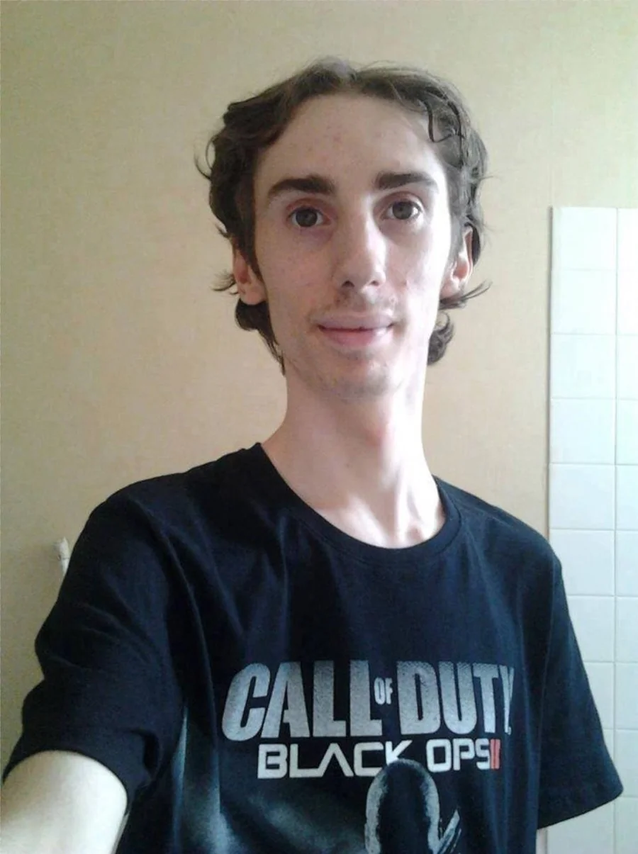 1743089601580