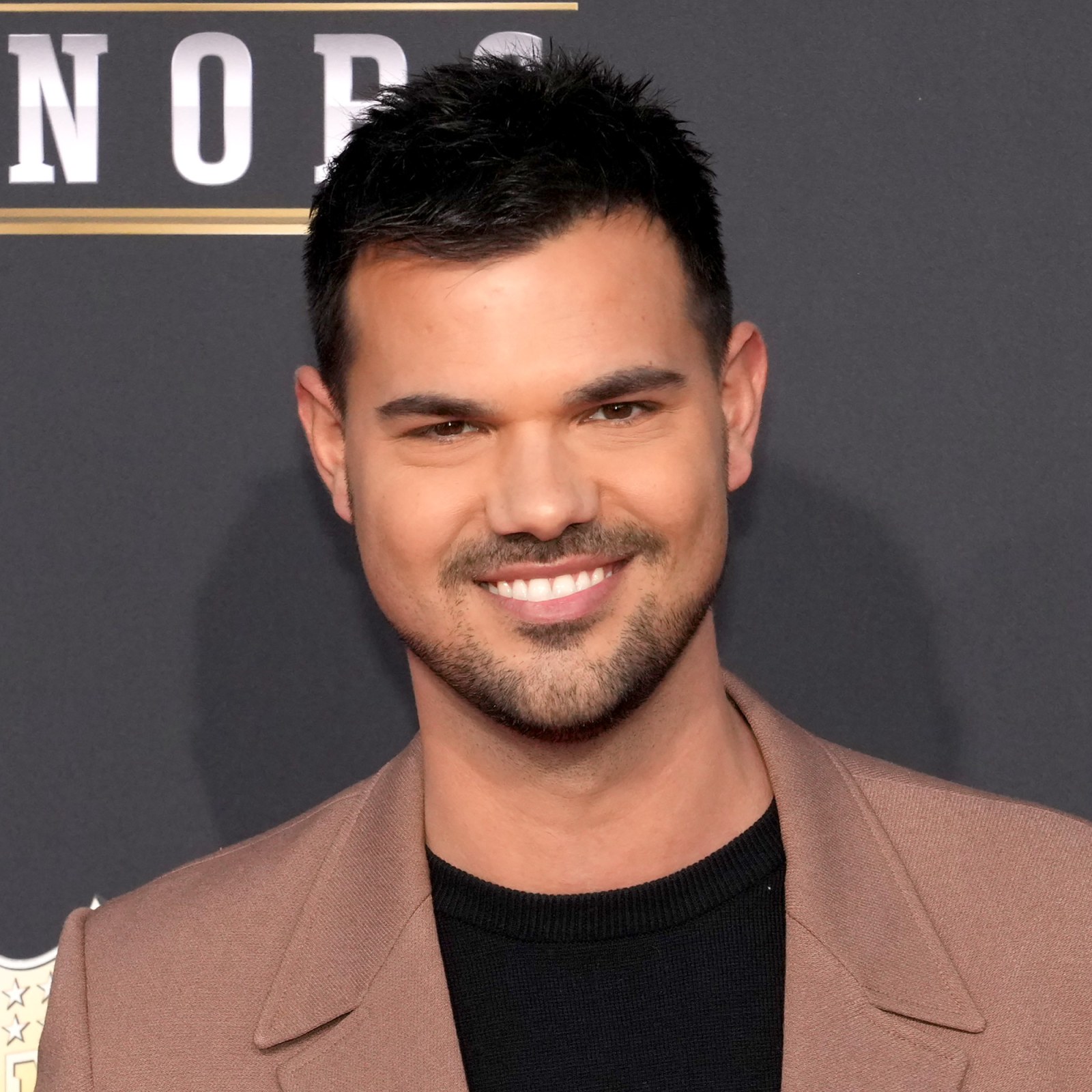 Taylor lautner