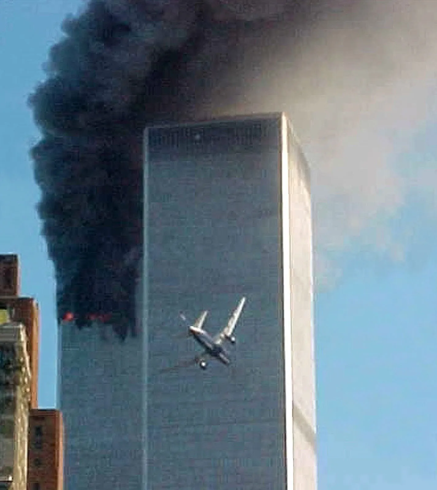 Second jetliners terrorists al Qaeda smoke billows crash Sept 11 2001
