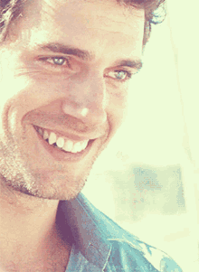 Smile henry cavill