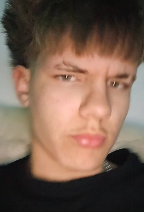 Screenshot_20250314_230829_Snapchat.jpg