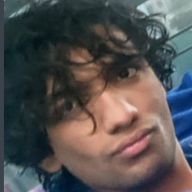 105028