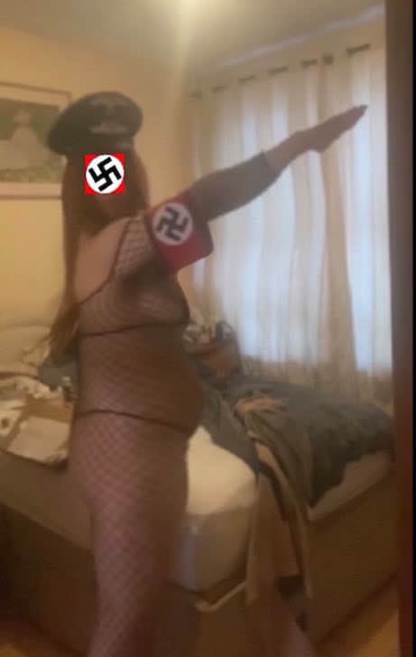 1000029144