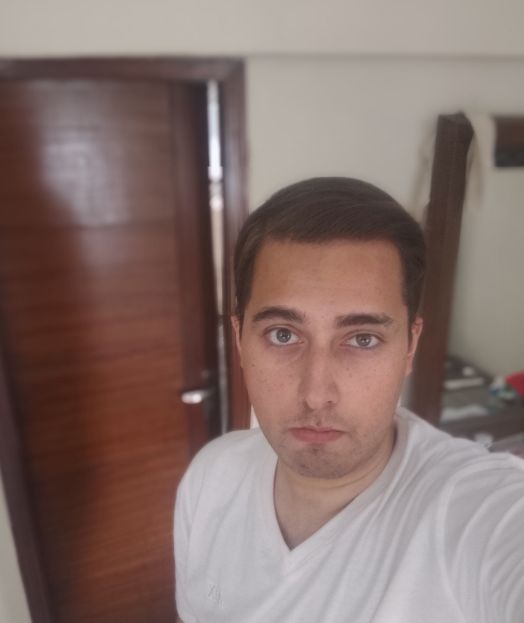 1000008439