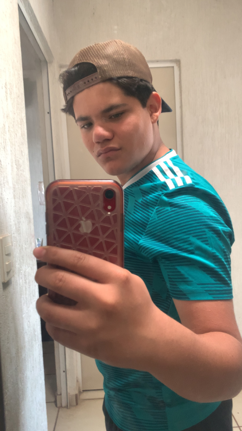 AFA6486D 3306 43F7 BDDB 0DA6A906B751