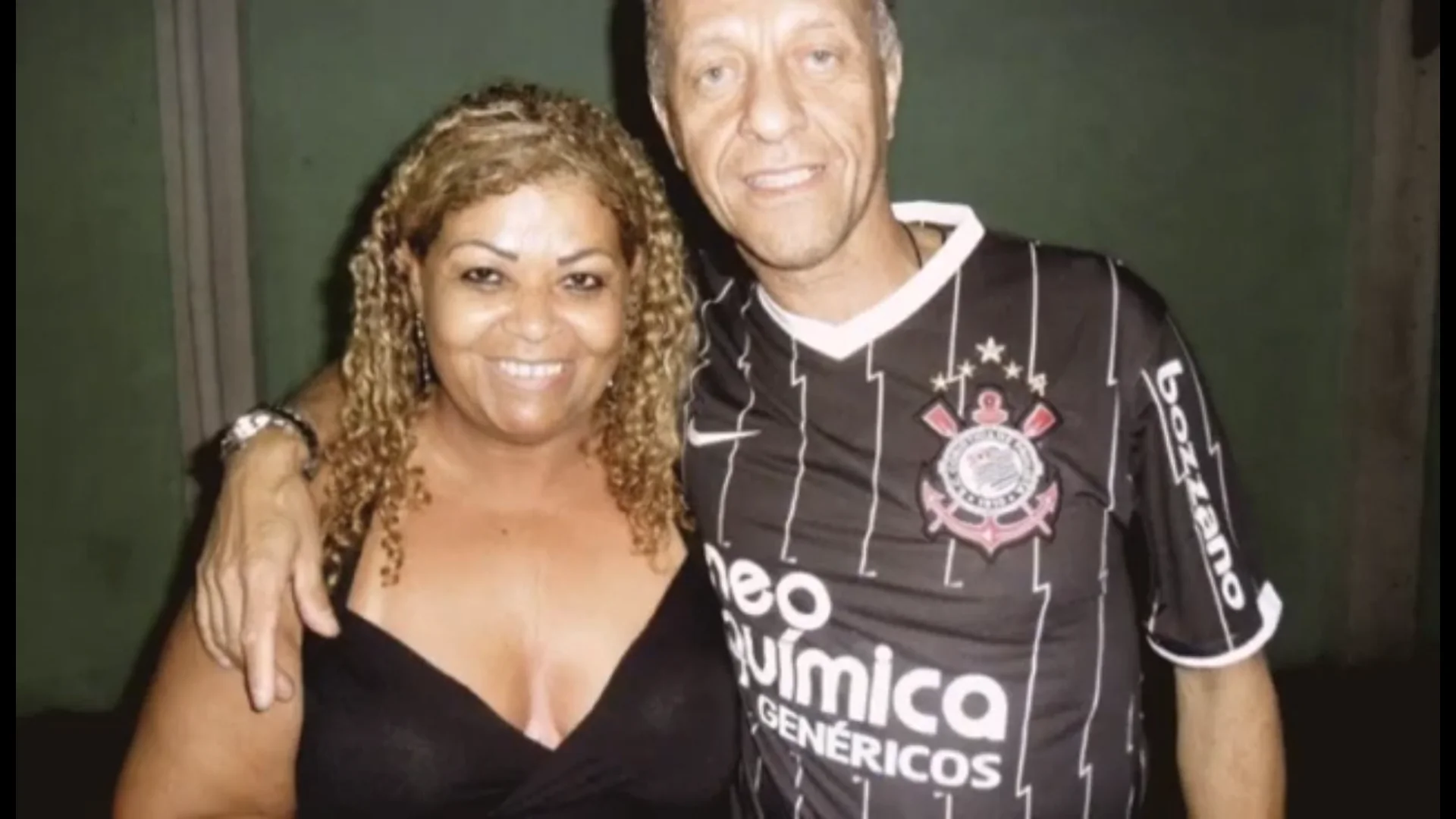 Eu fiz uma pasta no drive com 70 dos memes do carlinhos que v0 rpnx4lf2i7bb1