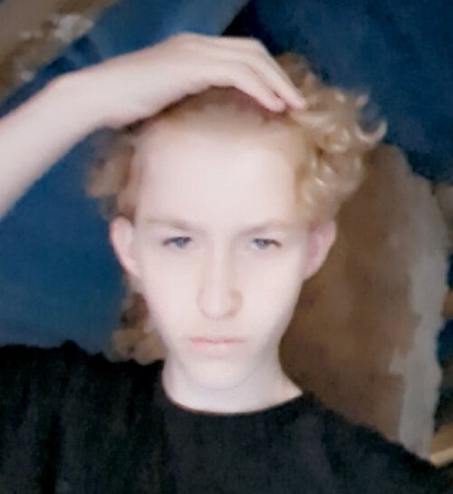 Screenshot_20250426_154108_Snapchat.jpg