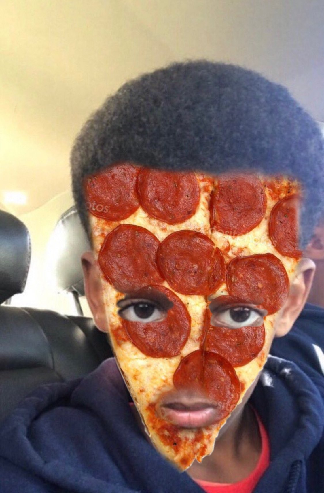 EAynluhWwAA 7oG