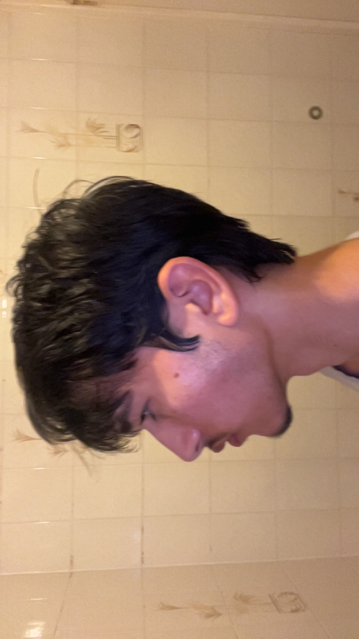 1748998042709