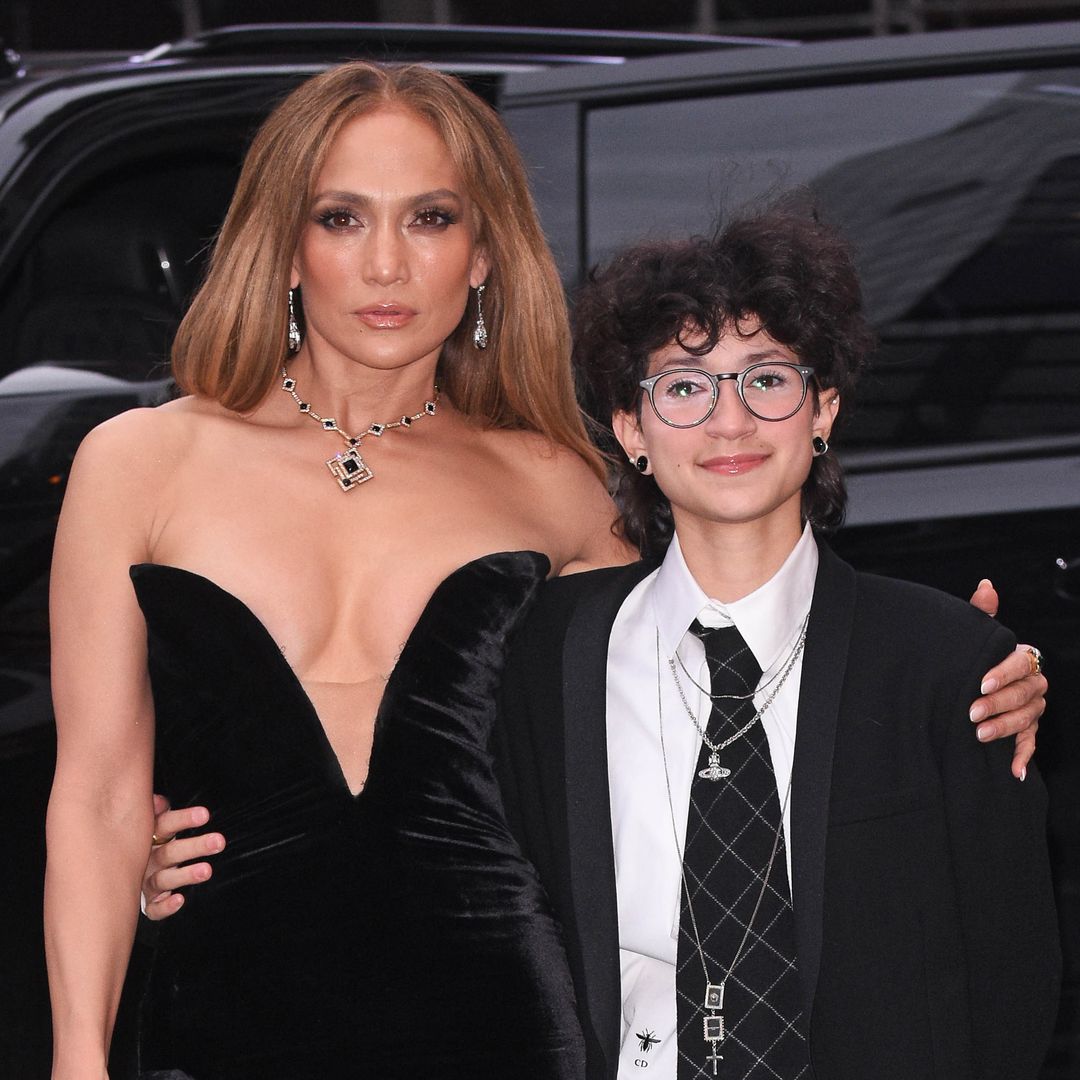 C56efbe5bad8 jennifer lopez unexpected living situation with twins max and emme