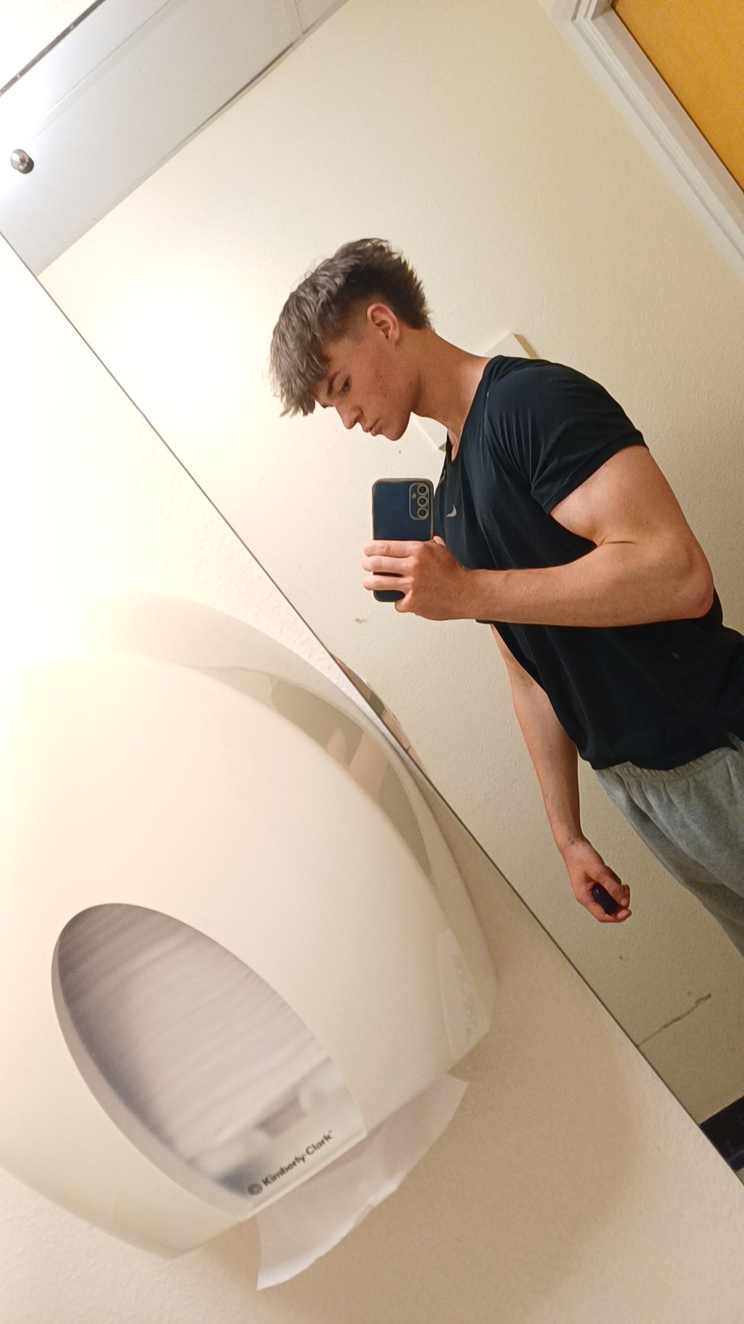 1000003022