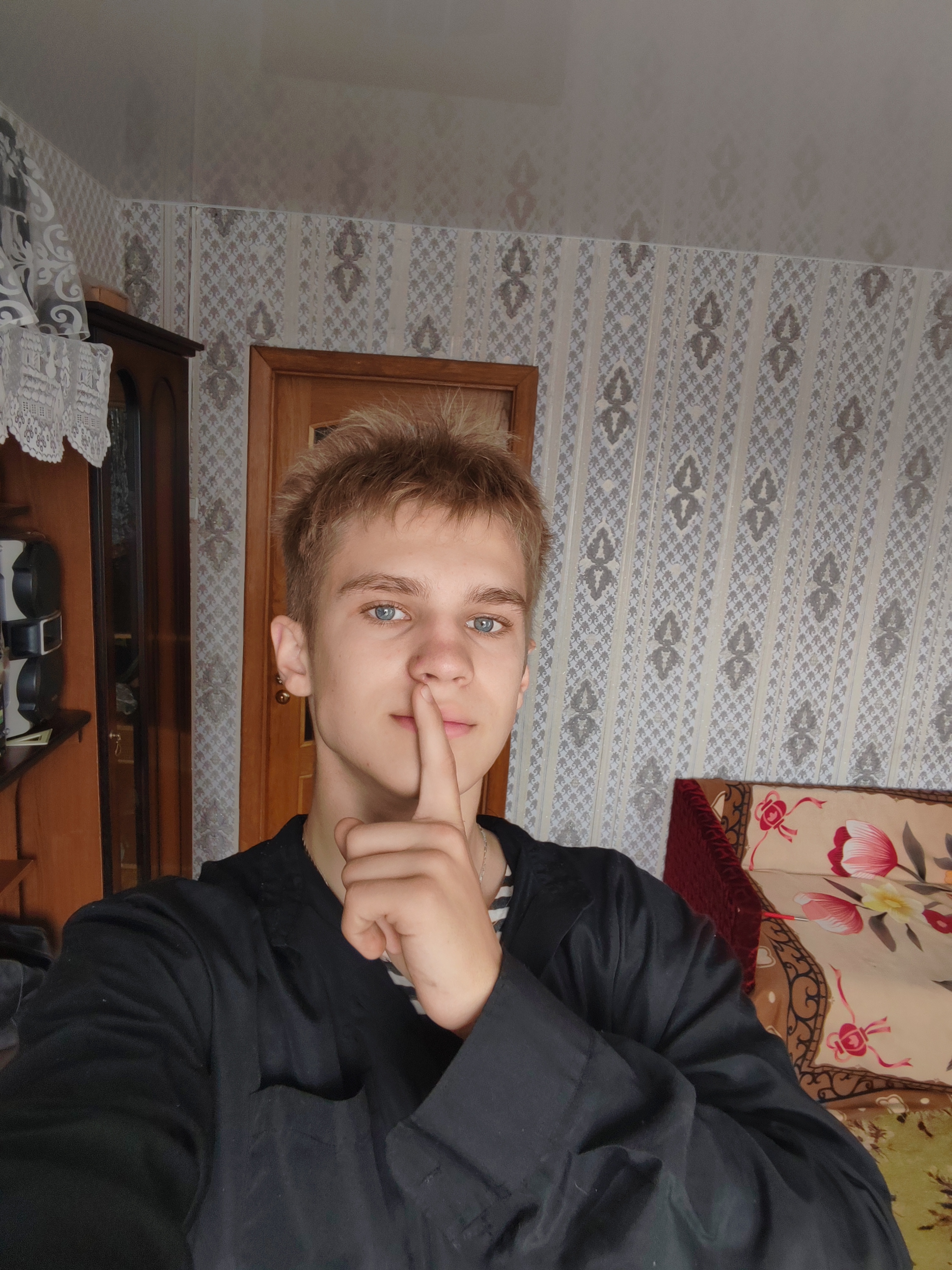 1000003098