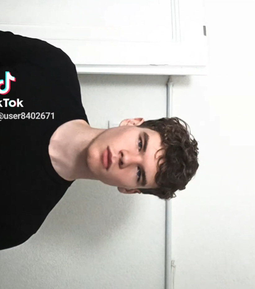 1000003573