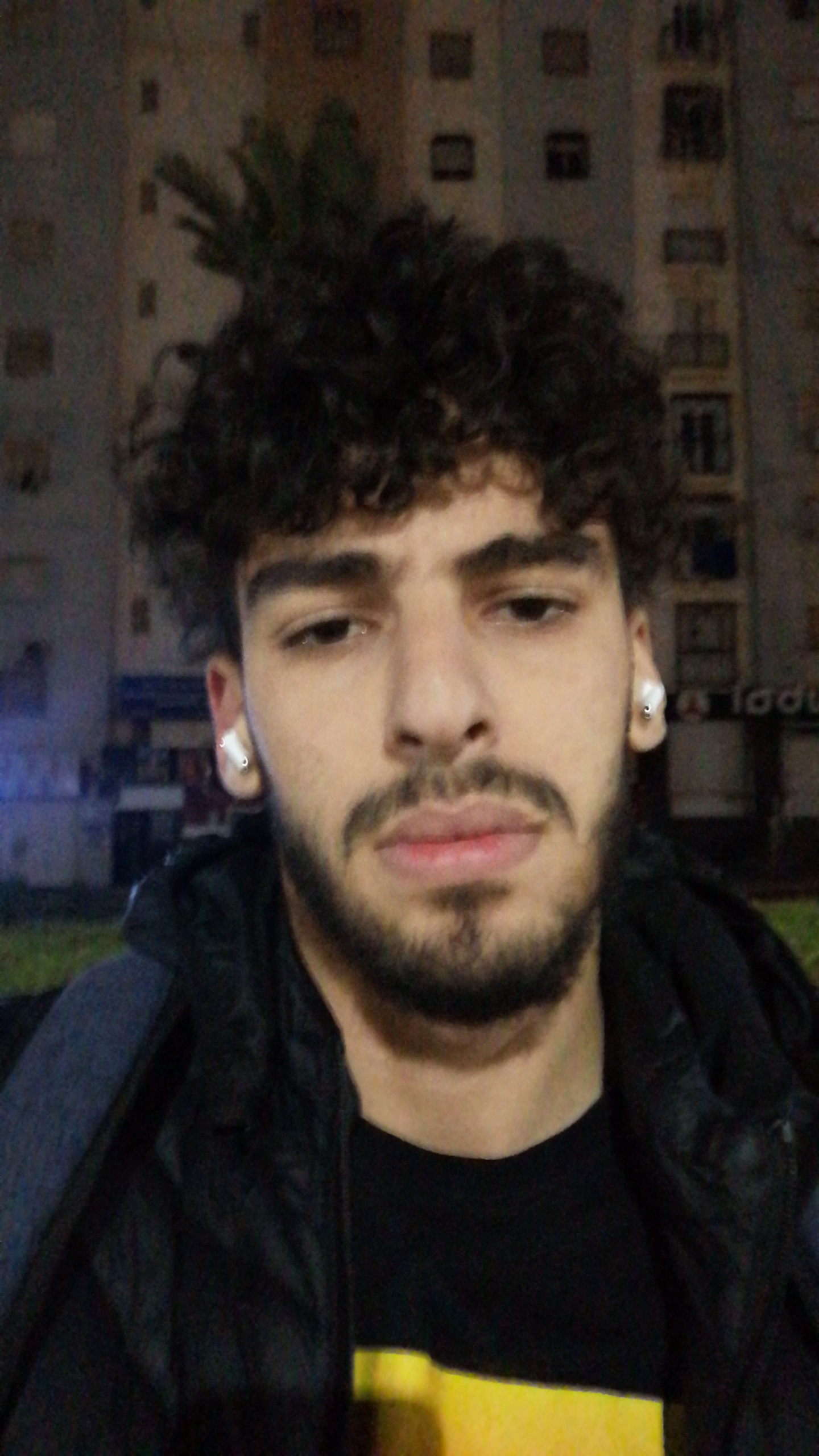 1000000890