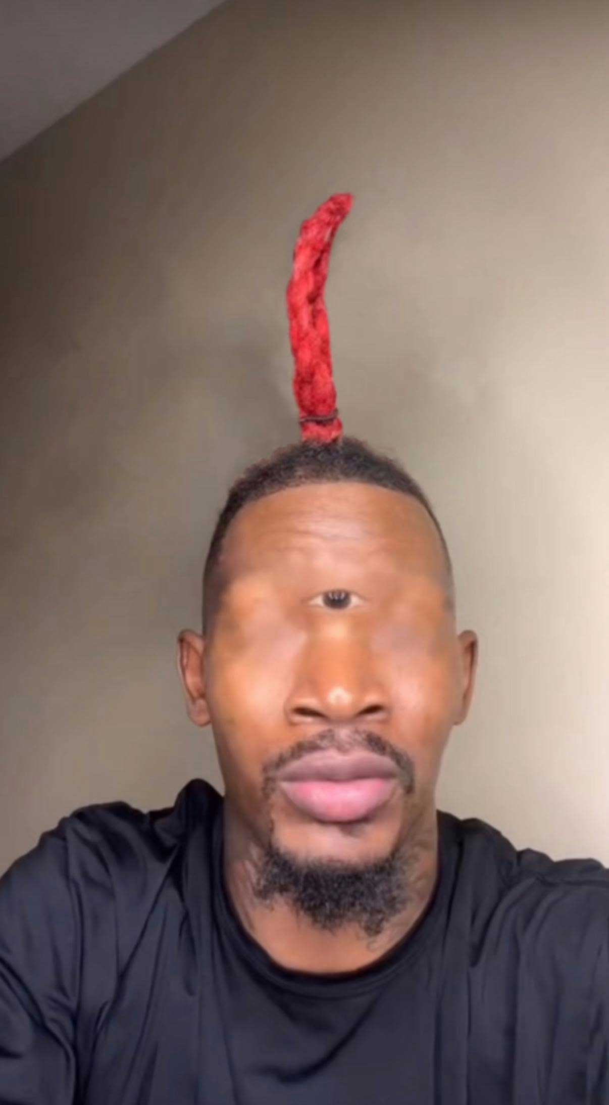 1000267627