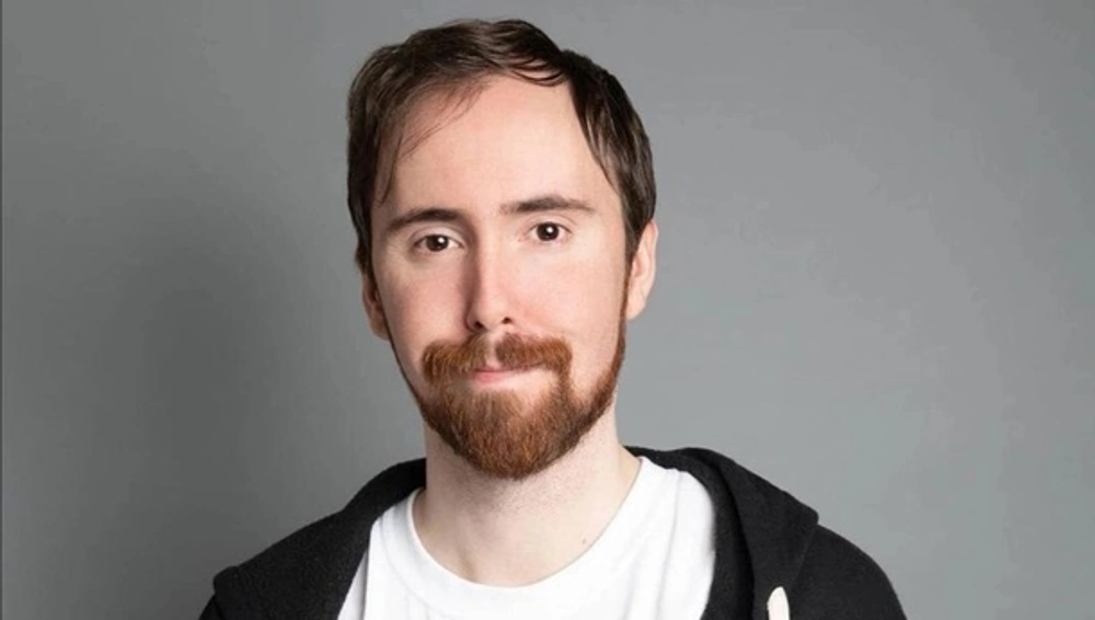 Asmongold streamer