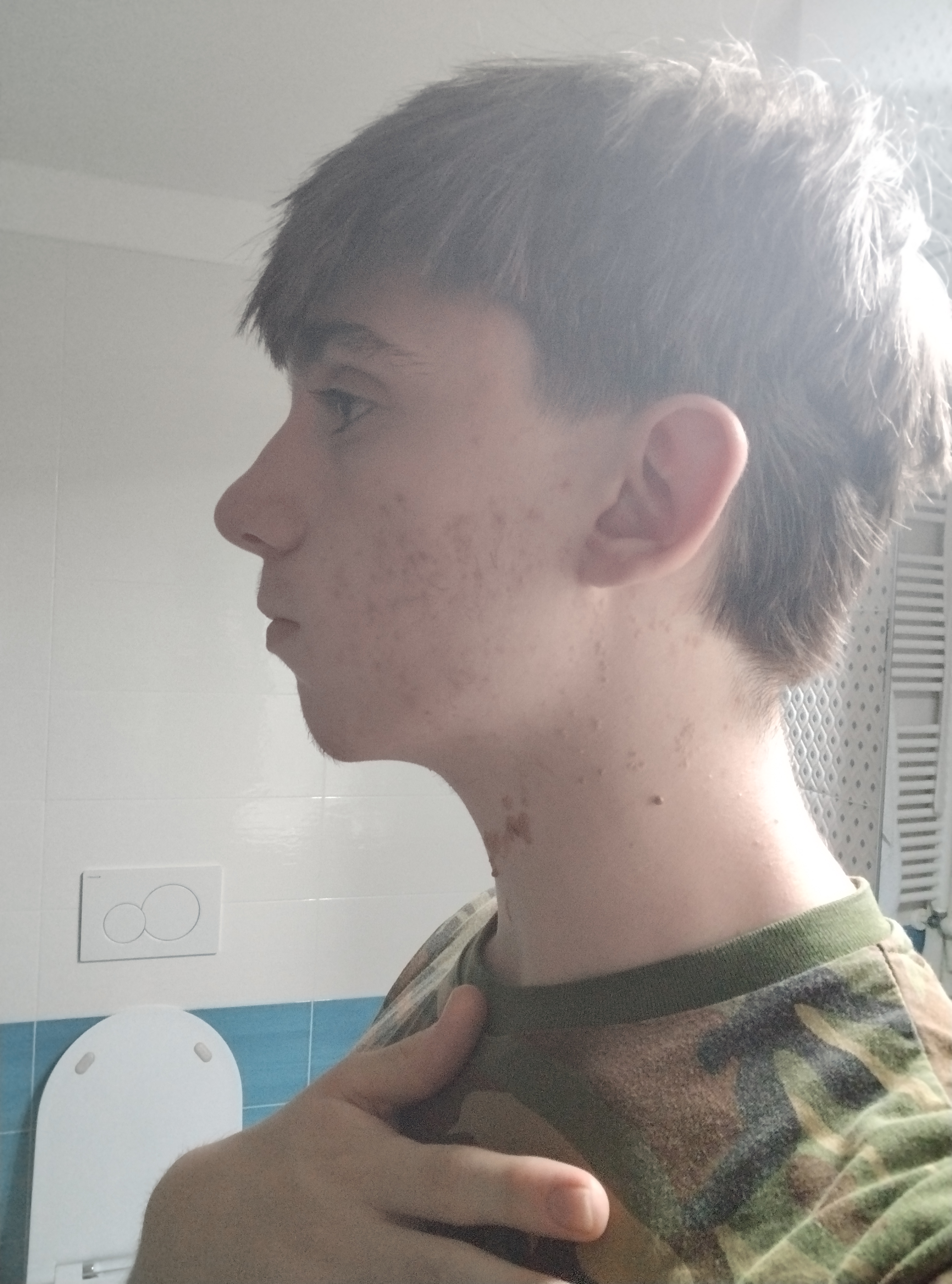 1000037443