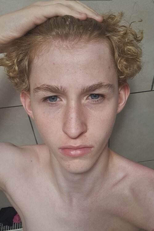 Screenshot_20250702_011426_Snapchat.jpg