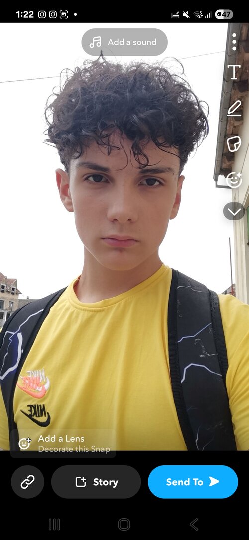 Screenshot_20250618_012220_Snapchat.jpg