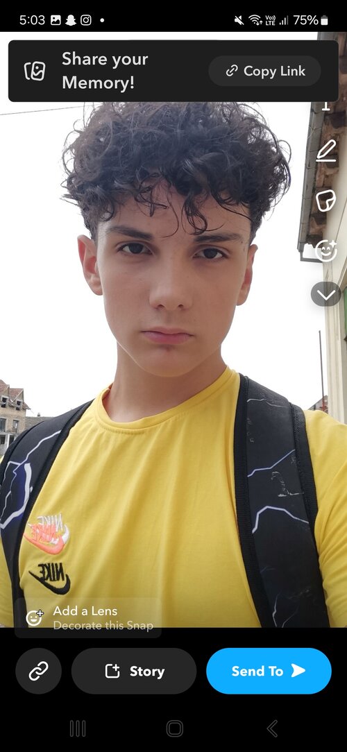 Screenshot_20250517_170357_Snapchat.jpg