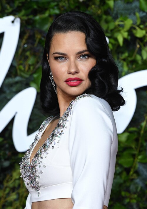 adriana-lima.jpg