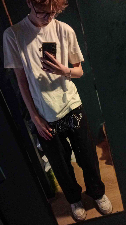 Snapchat-223849729.png