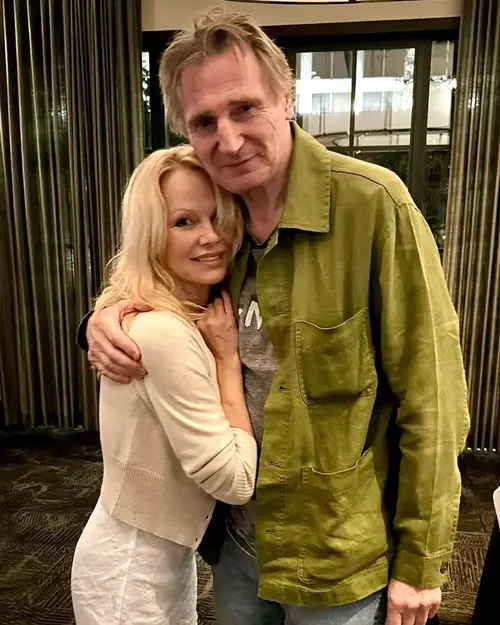 Liam neeson pamela anderson 6 92456846