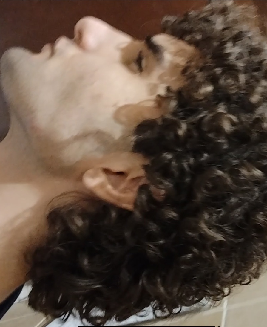 1000050179
