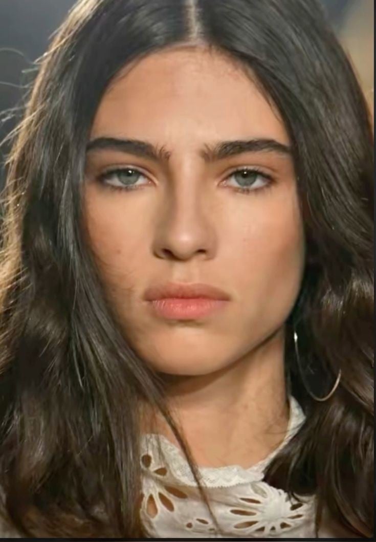 Men of this sub do you find loli bahia french model and v0 gtlkg6yiymje1