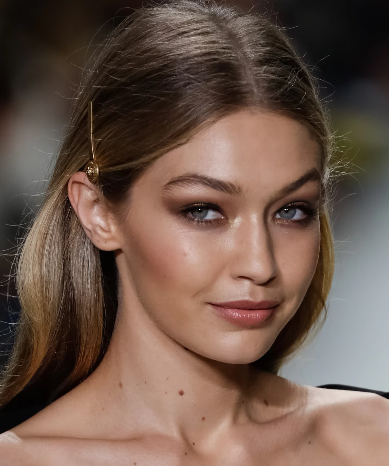 1698806676 gigi hadid opens up about her home birth and motherhood 1 1698806676 gigi hadid opens up about her home birth and motherhood 1